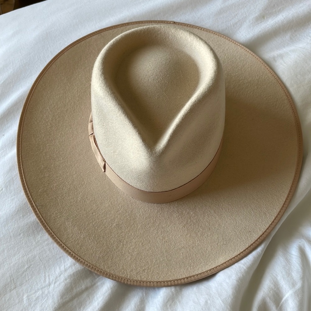 Lack of Color Dreamy Rancher in Ivory